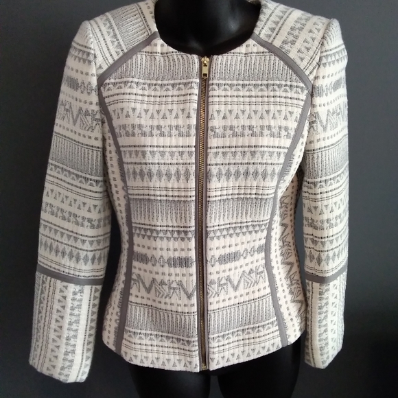 Princess Neckline Tailored Jacket - Picture 8 of 15